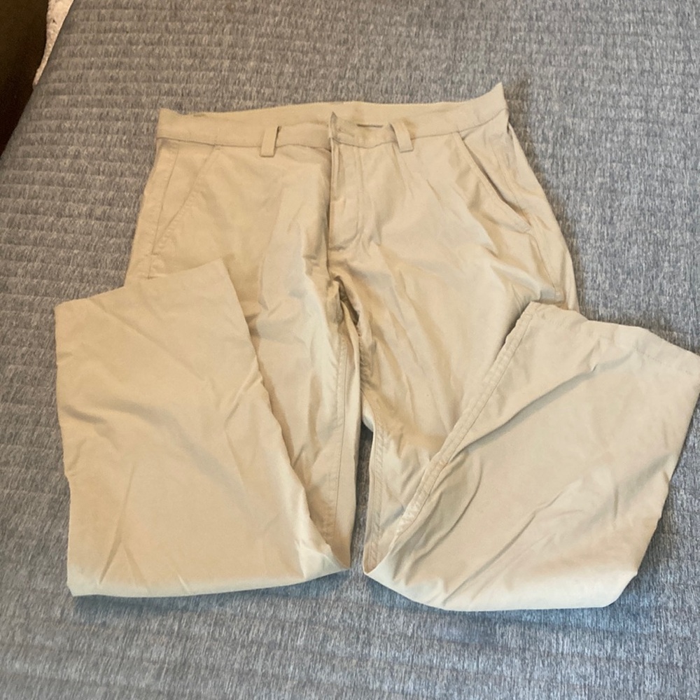 Eddie Bauer Tan Chinos Classic Straight-Leg